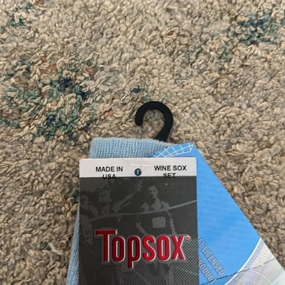 NWT Topsox UNC Tarheels Wine Sox Set